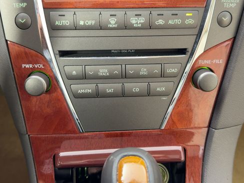 Used 2011 Lexus ES 350 image 18