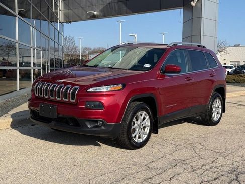 Used 2016 Jeep Cherokee Latitude w/ Comfort & Convenience Group image 7