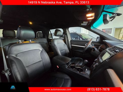 Used 2016 Ford Explorer XLT w/ Equipment Group 202A FWD image 35