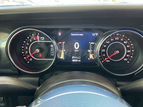 Used 2022 Jeep Wrangler Unlimited Rubicon w/ Xtreme Recon 35" Tire Package image 21