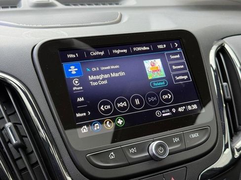 Used 2024 Chevrolet Equinox RS w/ RS Leather Package image 23