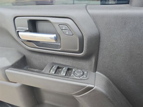 Used 2024 Chevrolet Silverado 2500 Custom w/ Custom Value Package image 28