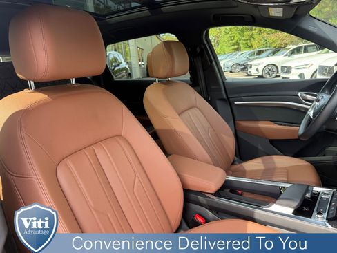Used 2021 Audi e-tron Premium image 25