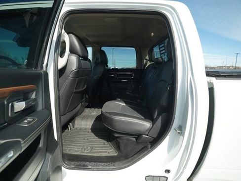 Used 2016 RAM 1500 Laramie w/ Convenience Group image 15