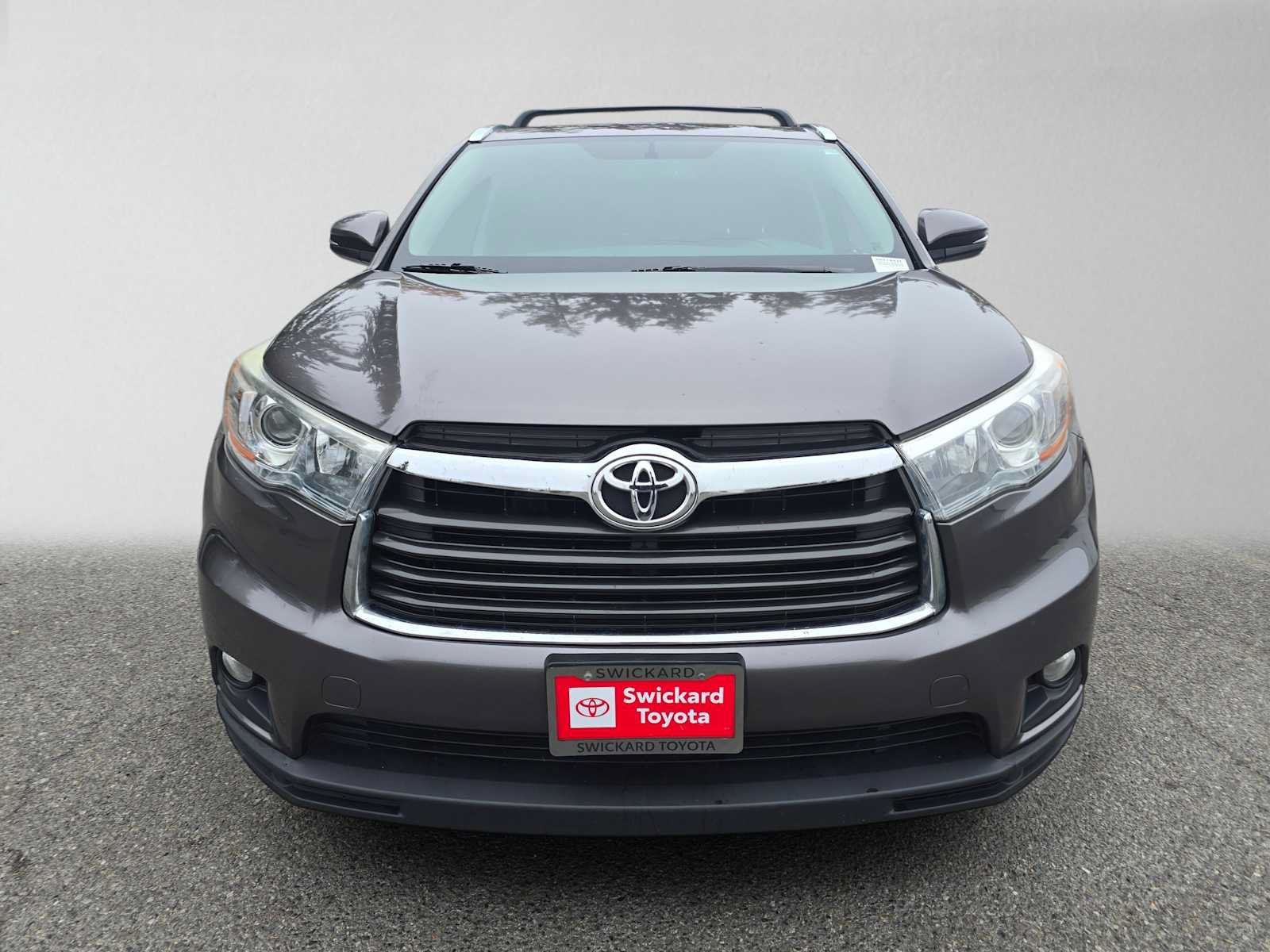 Used 2016 Toyota Highlander XLE AWD/4WD image 8