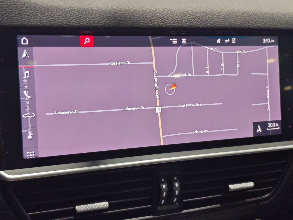 Used 2019 Porsche Cayenne S AWD/4WD image 7
