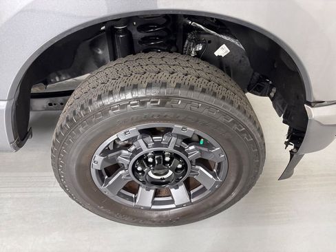 Used 2024 Ford F350 Lariat w/ Lariat Ultimate Package image 11