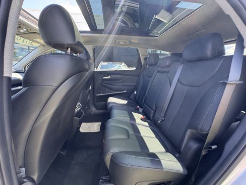 Used 2019 Hyundai Santa Fe AWD image 7