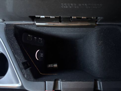 Used 2021 Dodge Challenger GT w/ Plus Package image 25