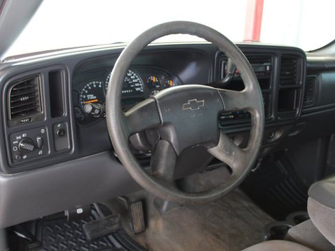 Used 2006 Chevrolet Silverado 1500 LS RWD image 18