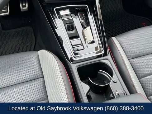 Used 2024 Volkswagen GTI SE FWD image 22