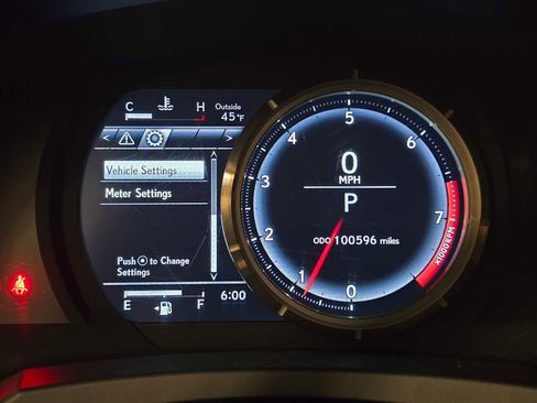 Used 2017 Lexus IS 350 AWD image 13