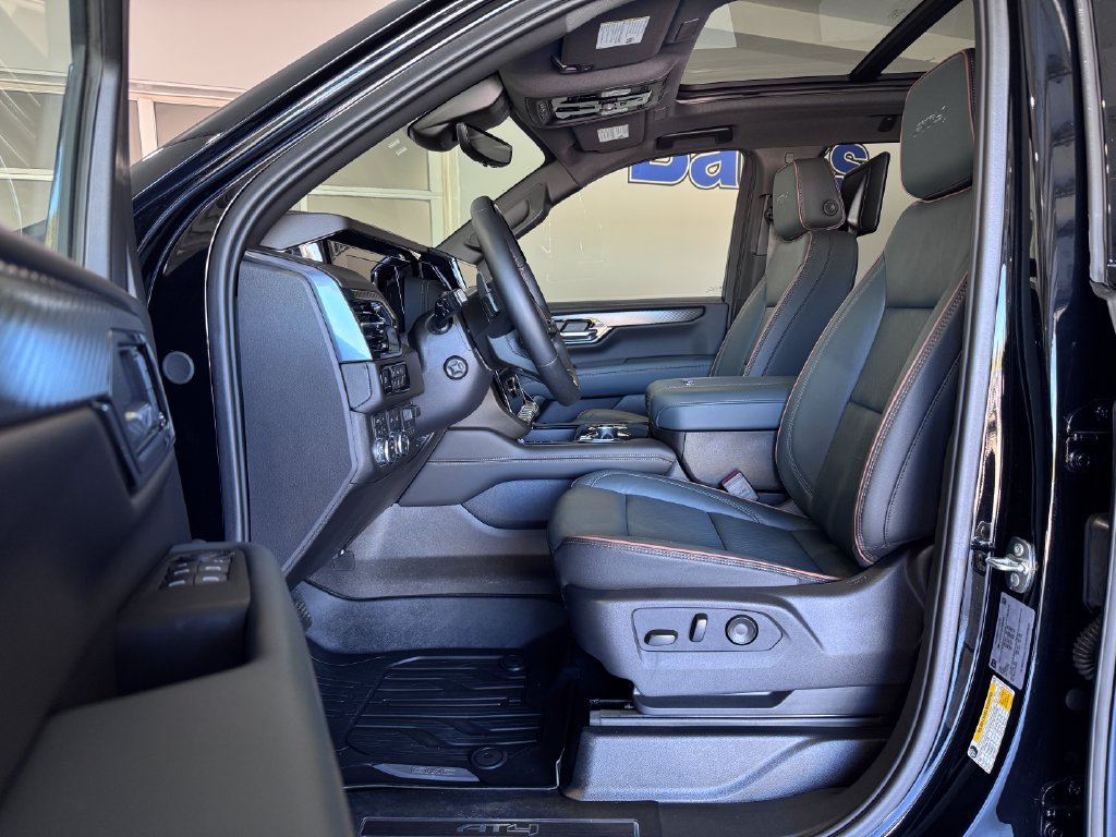 Certified 2026 GMC Yukon AT4 w/ AT4 Premium Plus Package AWD/4WD image 13