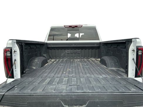 Used 2025 GMC Sierra 2500 AT4 w/ AT4 Premium Plus Package AWD/4WD image 24