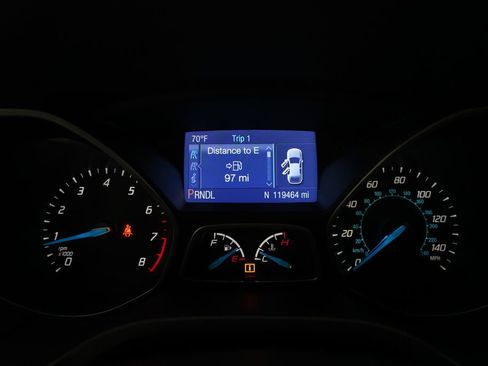 Used 2014 Ford Focus SE image 2