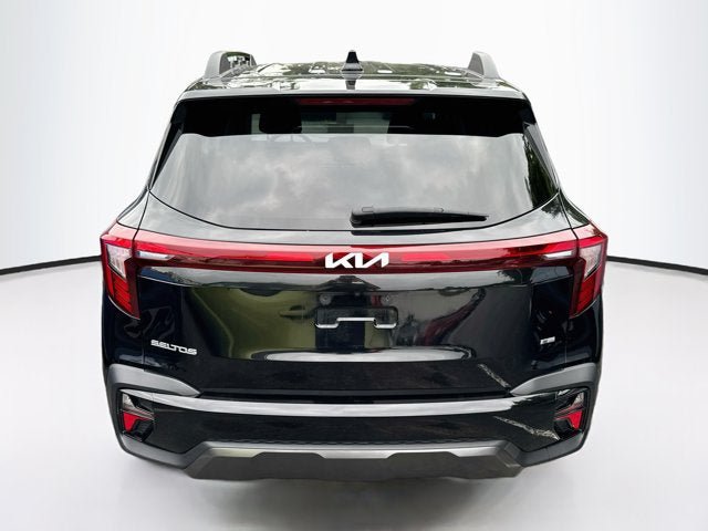 Certified 2024 Kia Seltos X-Line AWD/4WD image 5