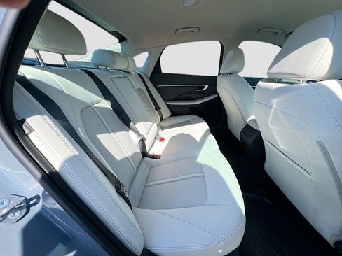 New 2026 Hyundai Sonata SEL FWD image 25