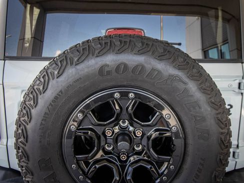 Used 2023 Ford Bronco Outer Banks AWD/4WD image 16