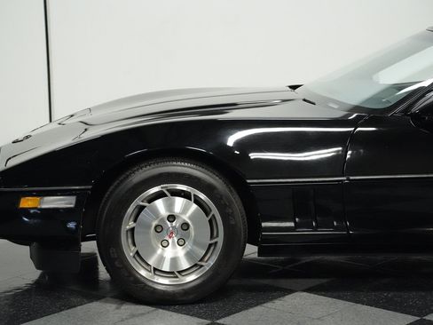 Used 1986 Chevrolet Corvette Convertible image 21