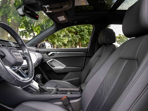 Used 2020 Audi Q3 2.0T Premium Plus w/ Premium Plus Package image 9