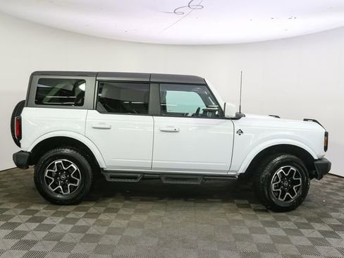 Used 2024 Ford Bronco Outer Banks AWD/4WD image 12
