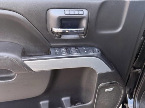 Used 2017 Chevrolet Silverado 2500 LTZ image 12