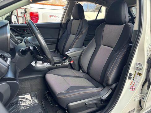 Used 2019 Subaru Crosstrek 2.0i Premium w/ Eyesight System image 14