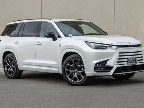 New 2026 Lexus TX 500h AWD image 13