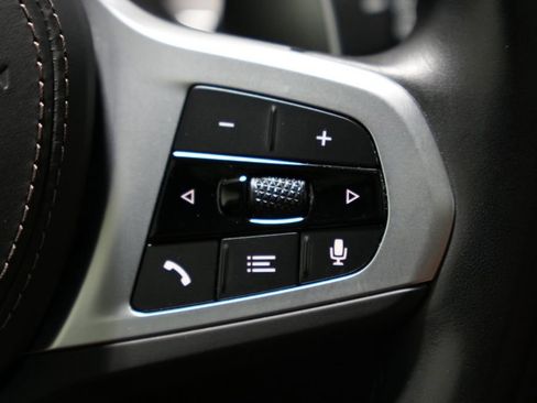 Used 2024 BMW X5 xDrive40i w/ M Sport Package AWD/4WD image 38