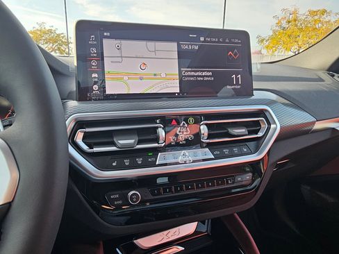 New 2025 BMW X4 xDrive30i w/ Premium Package image 19