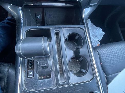 Certified 2022 Ford F150 Lariat w/ Equipment Group 502A High image 17