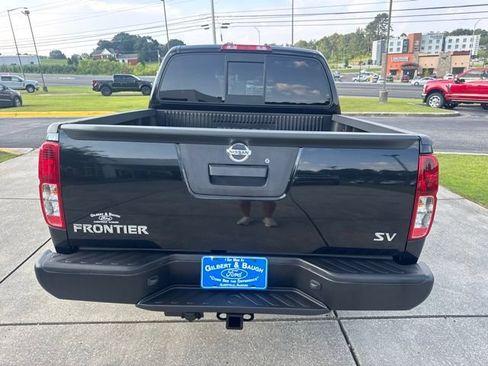 Used 2021 Nissan Frontier SV w/ SV Utility Package RWD image 6
