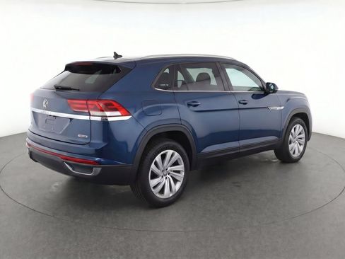 Used 2020 Volkswagen Atlas Cross Sport SE w/ Panoramic Sunroof Package AWD/4WD image 4