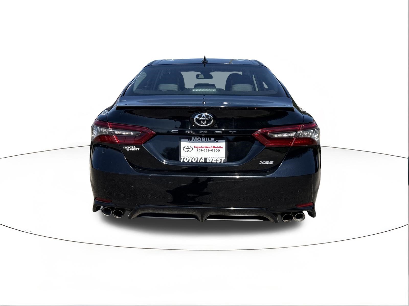 Used 2024 Toyota Camry XSE FWD image 4