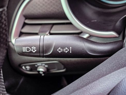 Used 2022 Chevrolet Malibu LT image 22