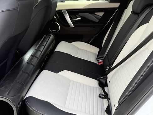 New 2025 Land Rover Discovery Sport S image 27