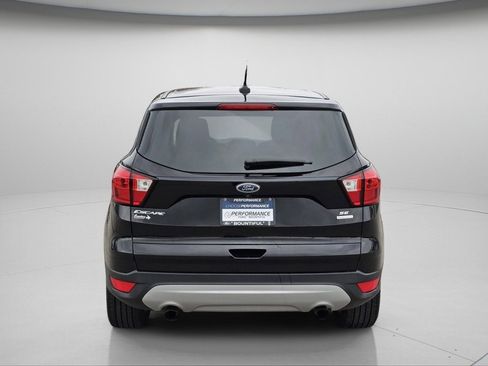 Used 2019 Ford Escape SE image 20