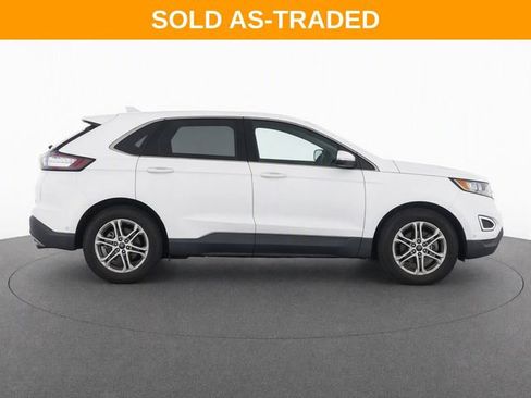 Used 2017 Ford Edge Titanium w/ Equipment Group 302A FWD image 10