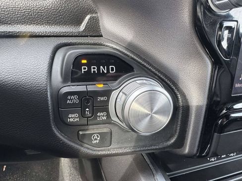 Used 2025 RAM 1500 Laramie AWD/4WD image 30
