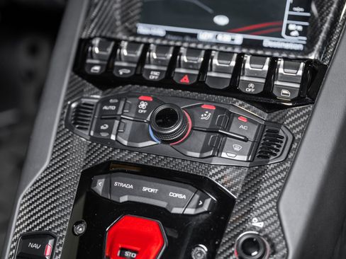 Used 2016 Lamborghini Aventador LP 750-4 Superveloce AWD/4WD image 43