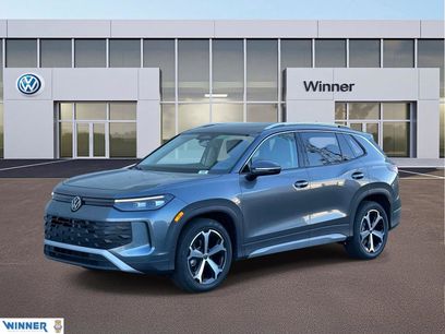 New 2026 Volkswagen Tiguan SE