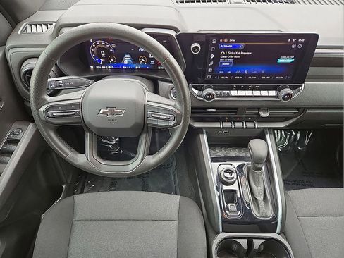 Used 2025 Chevrolet Colorado Trail Boss w/ Midnight Edition image 16