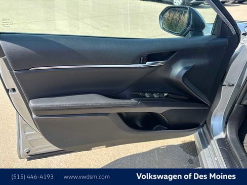 Used 2022 Toyota Camry XSE image 22