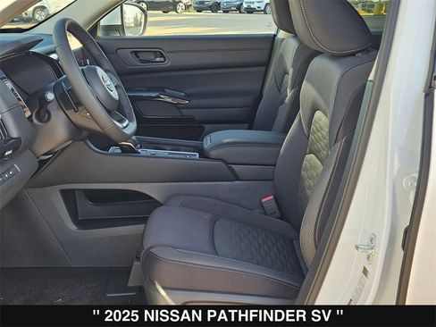 New 2025 Nissan Pathfinder SV image 11
