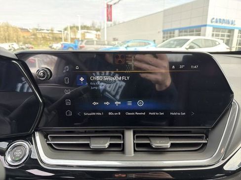 New 2026 Chevrolet Trax RS image 20