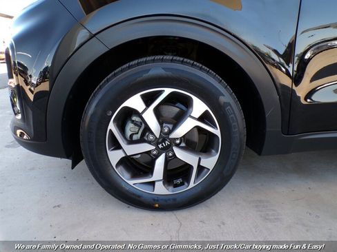 Used 2020 Kia Sportage LX FWD image 44