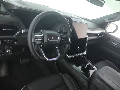 Used 2026 GMC Yukon Elevation image 17