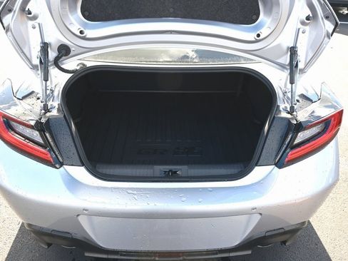 New 2025 Toyota GR86 Premium image 7