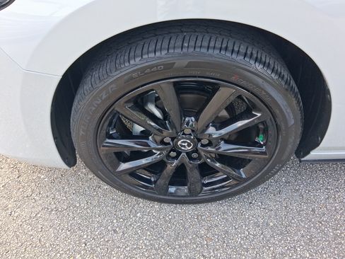 Certified 2026 MAZDA MAZDA3 s Sport FWD image 18