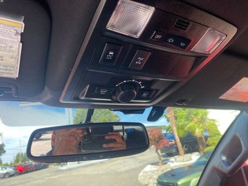 Used 2017 Toyota Tacoma TRD Off-Road image 17